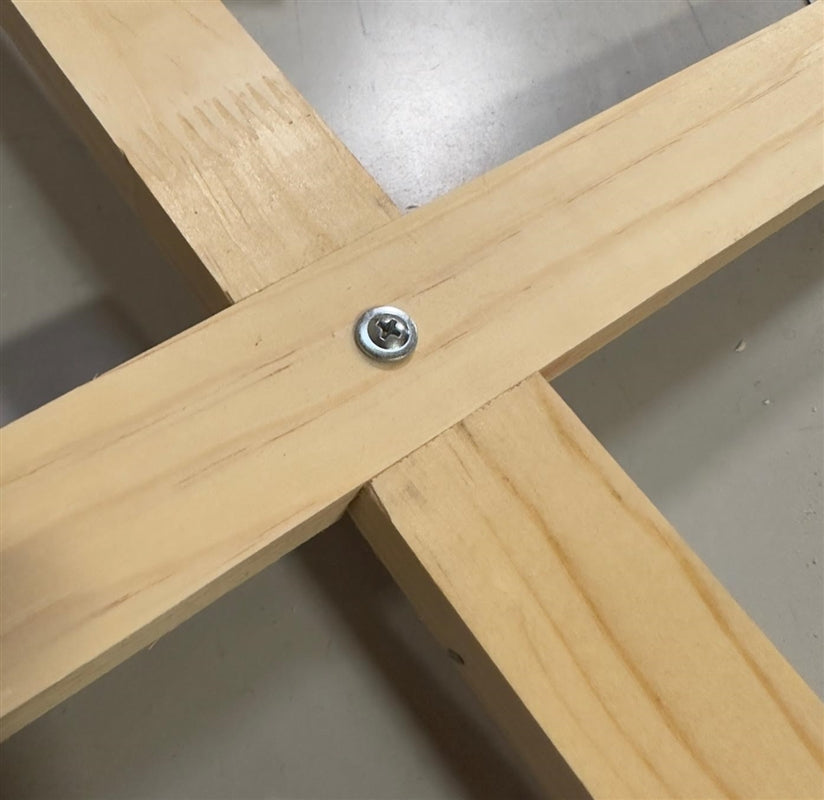 
                  
                    3/4" Cross Braces
                  
                